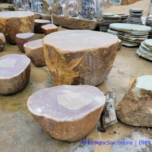 Bàn đá cuội tự nhiên