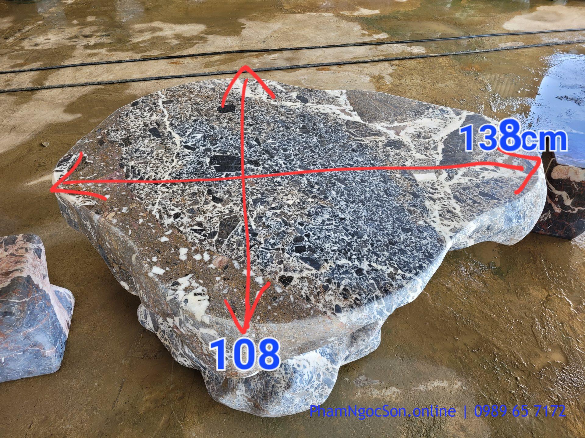 Bàn ghế đá tự nhiên