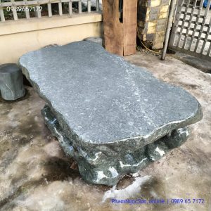 Bàn ghế đá tự nhiên Hòa Bình cuội xanh (4)