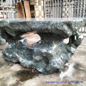 Bàn ghế đá tự nhiên Hòa Bình cuội xanh (4)