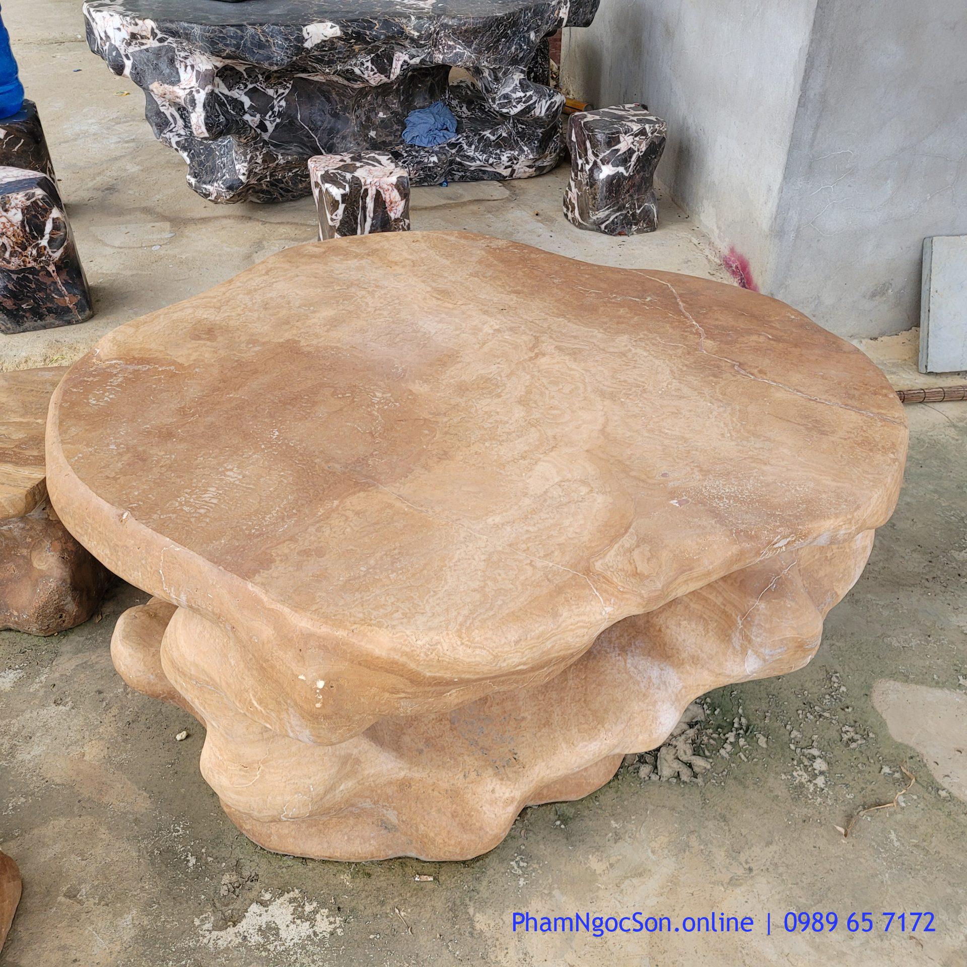 bàn ghế đá tự nhiên