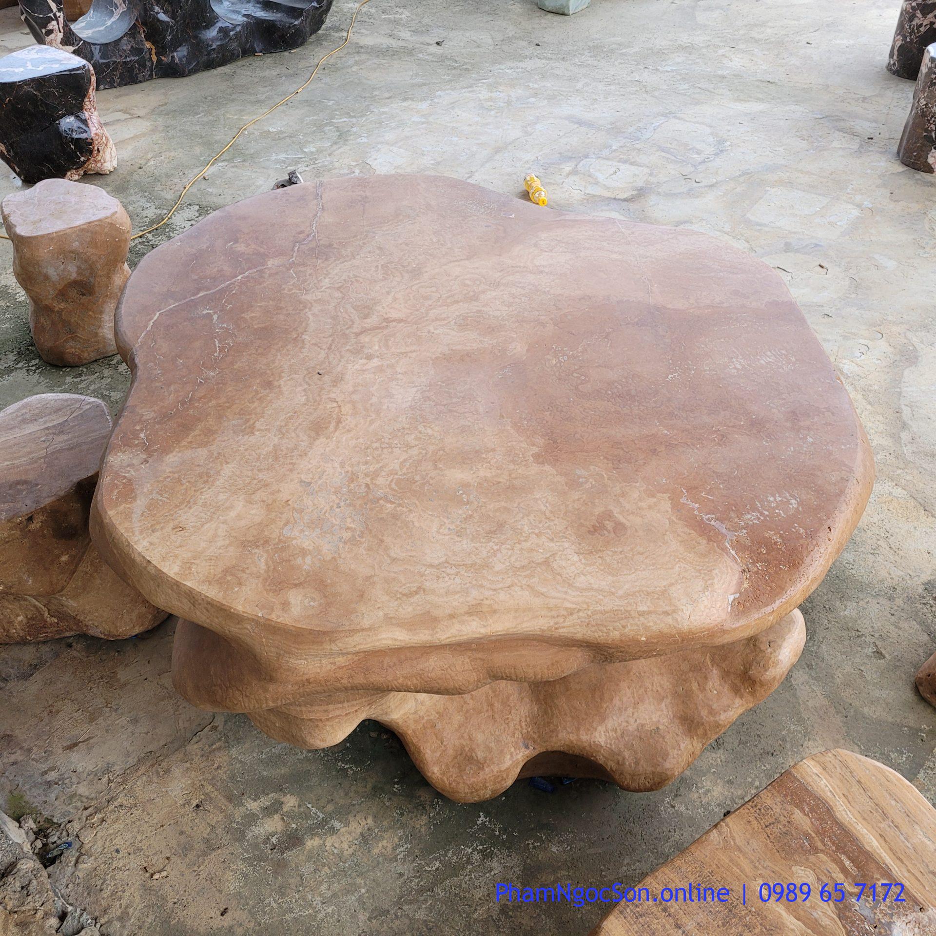 bàn ghế đá tự nhiên