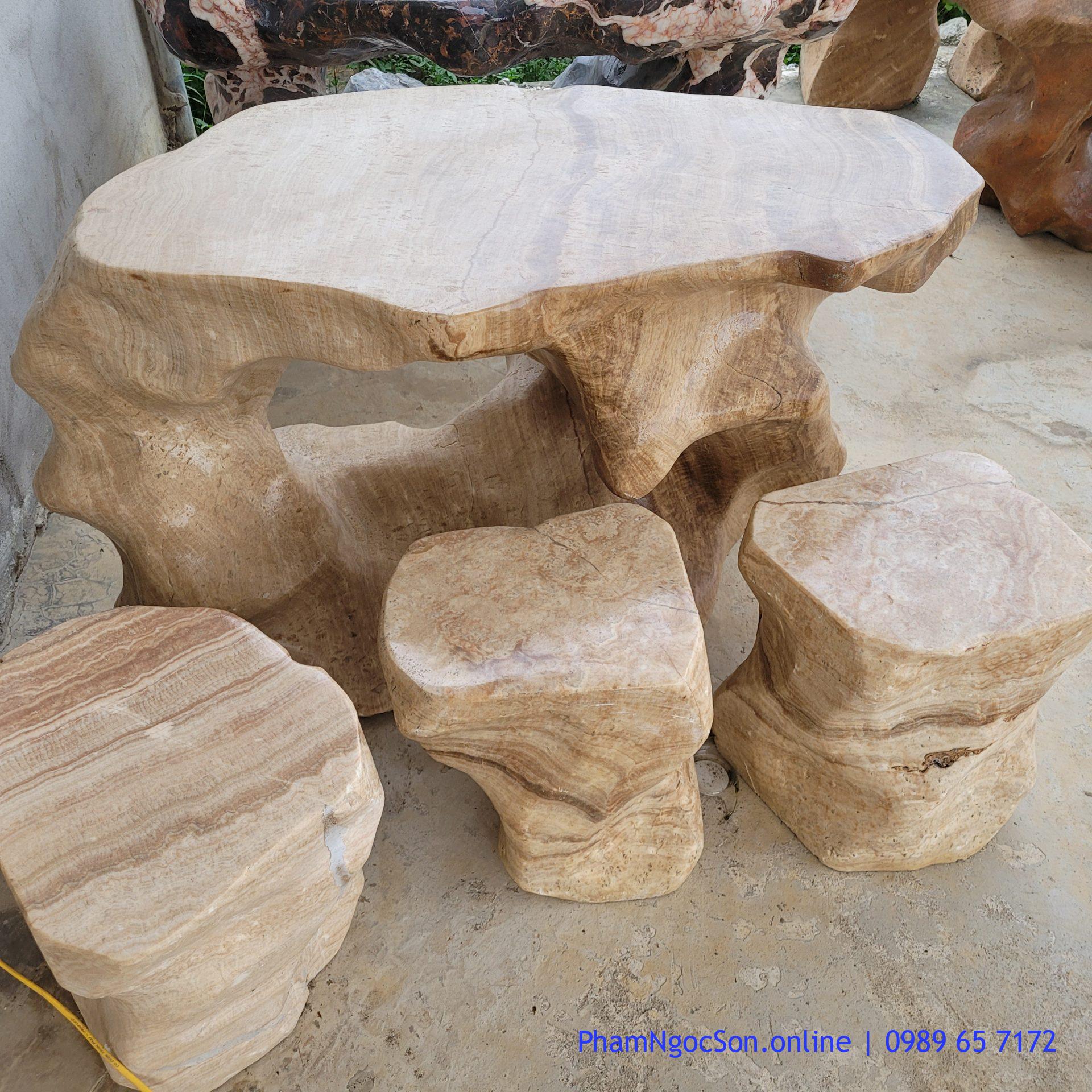 bàn ghế đá tự nhiên