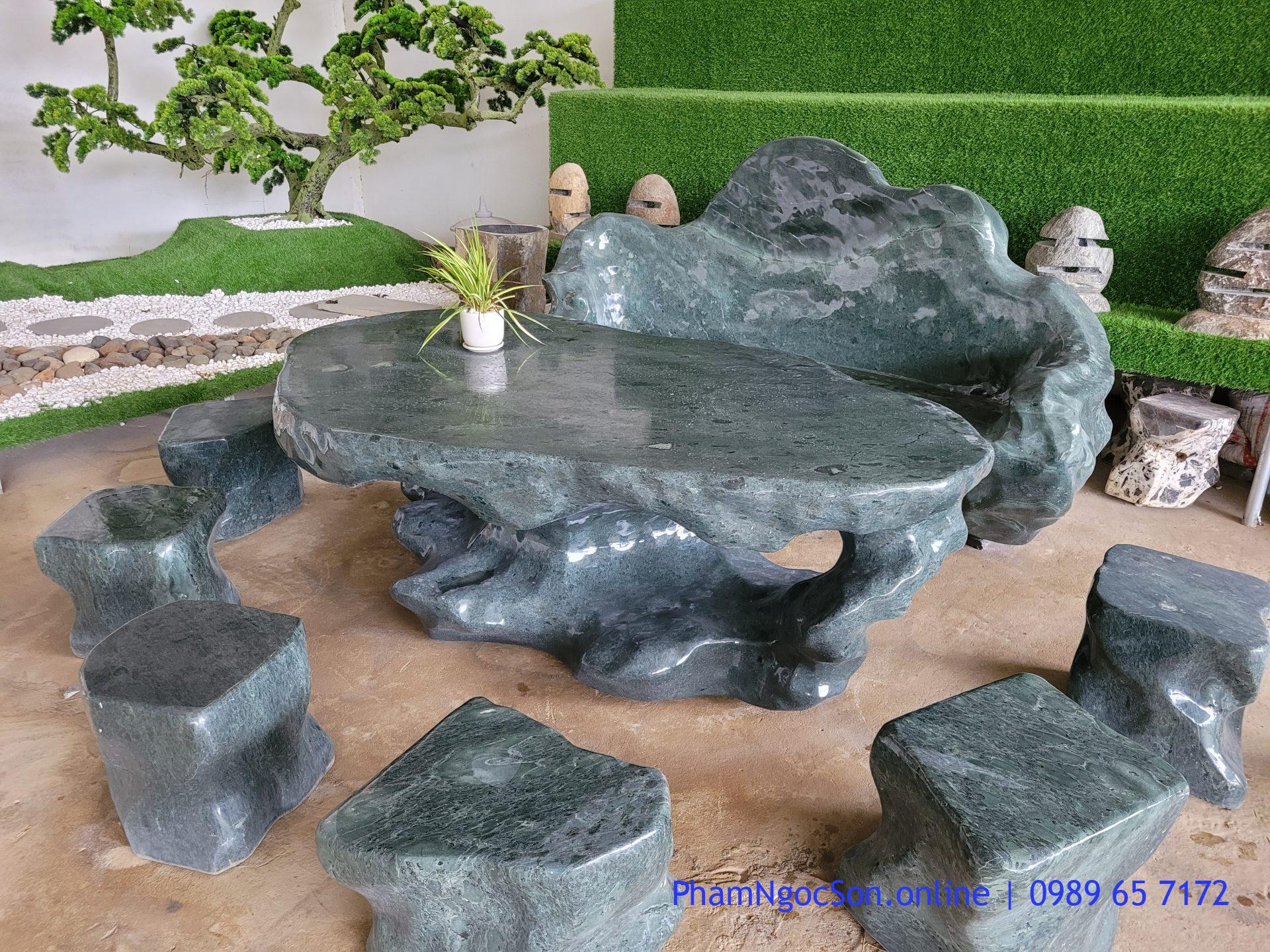 bàn ghế đá tự nhiên