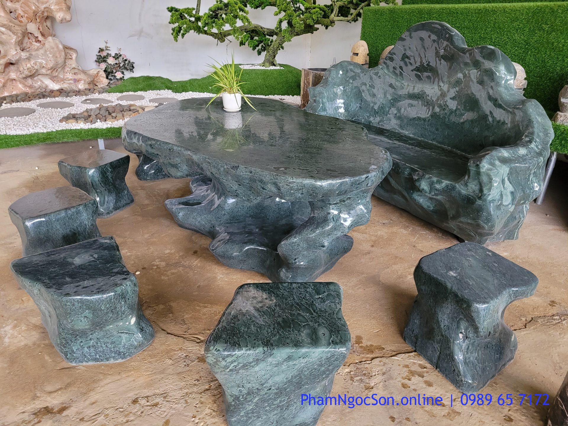 bàn ghế đá tự nhiên