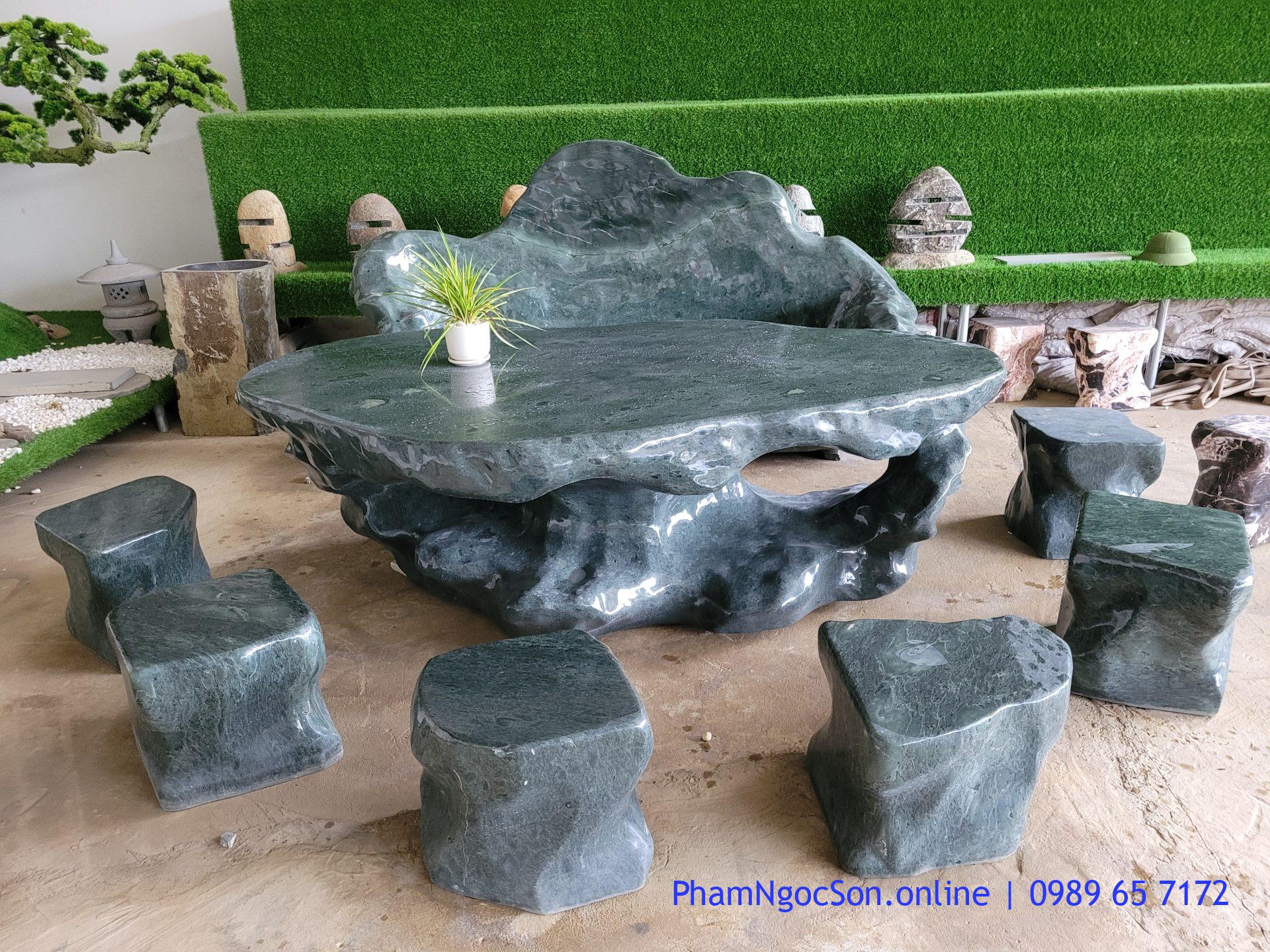 bàn ghế đá tự nhiên