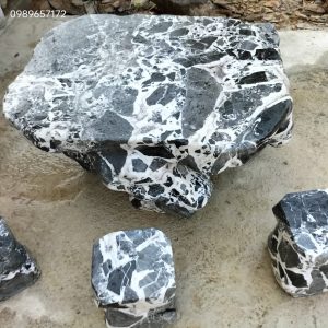 Bàn ghế đá tự nhiên Hòa Bình đá báo trắng