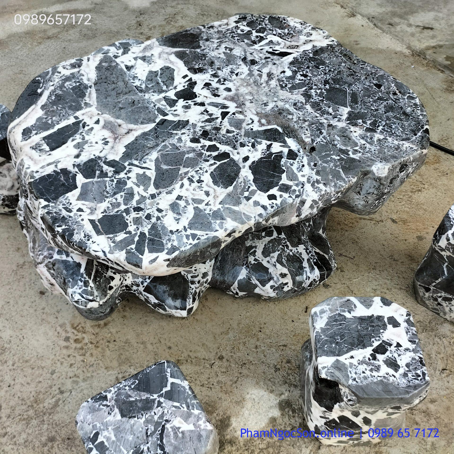 Bàn ghế đá tự nhiên Hòa Bình đá báo trắng