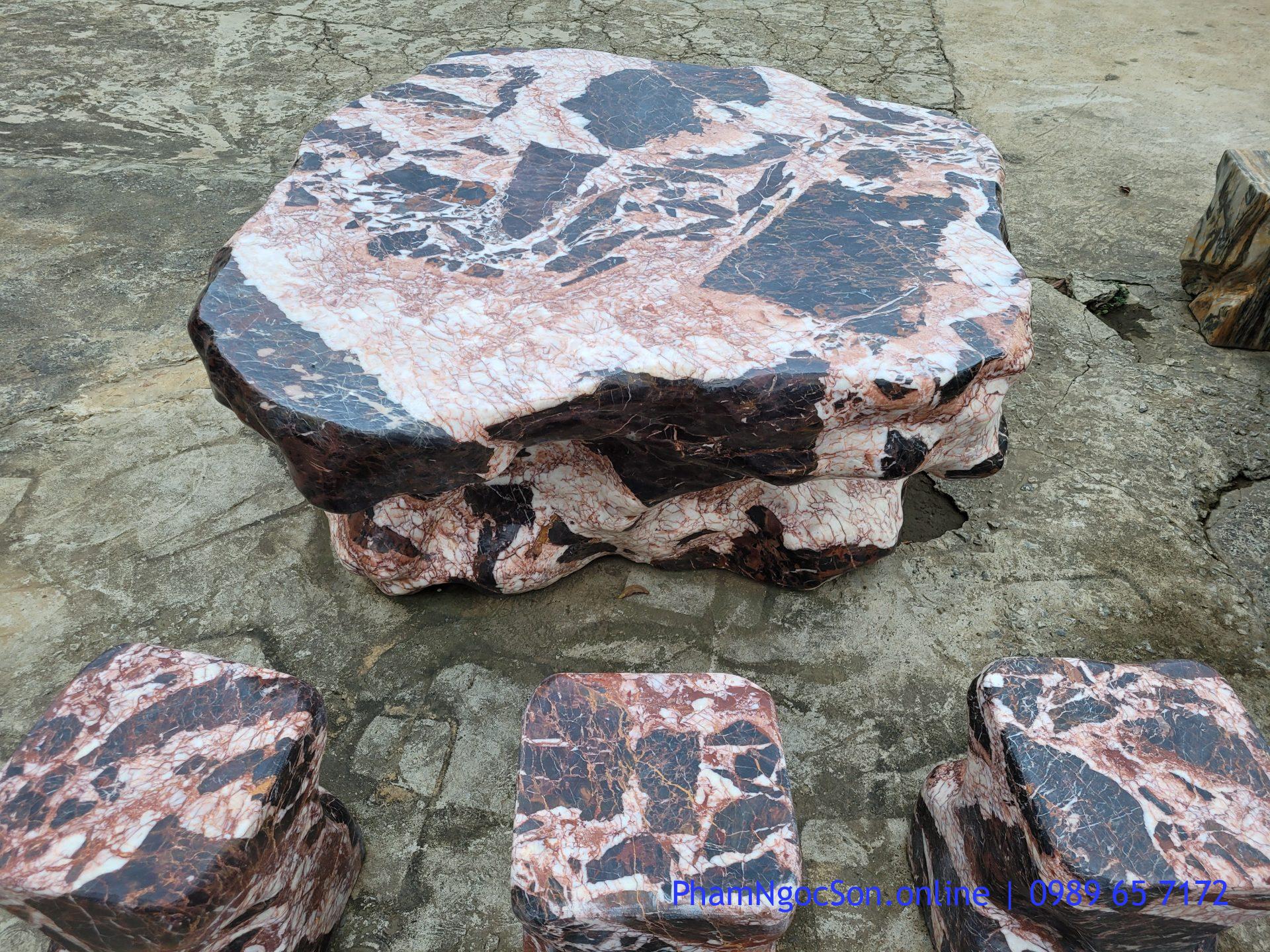 bàn ghế đá tự nhiên