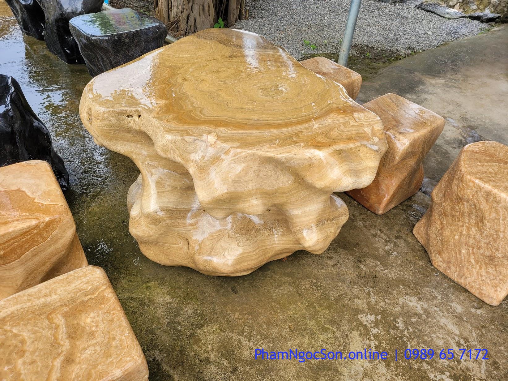 bàn ghế đá tự nhiên