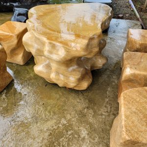 bàn ghế đá tự nhiên
