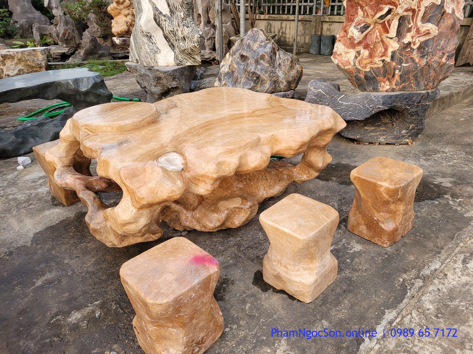bàn ghế đá tự nhiên cẩm thạch
