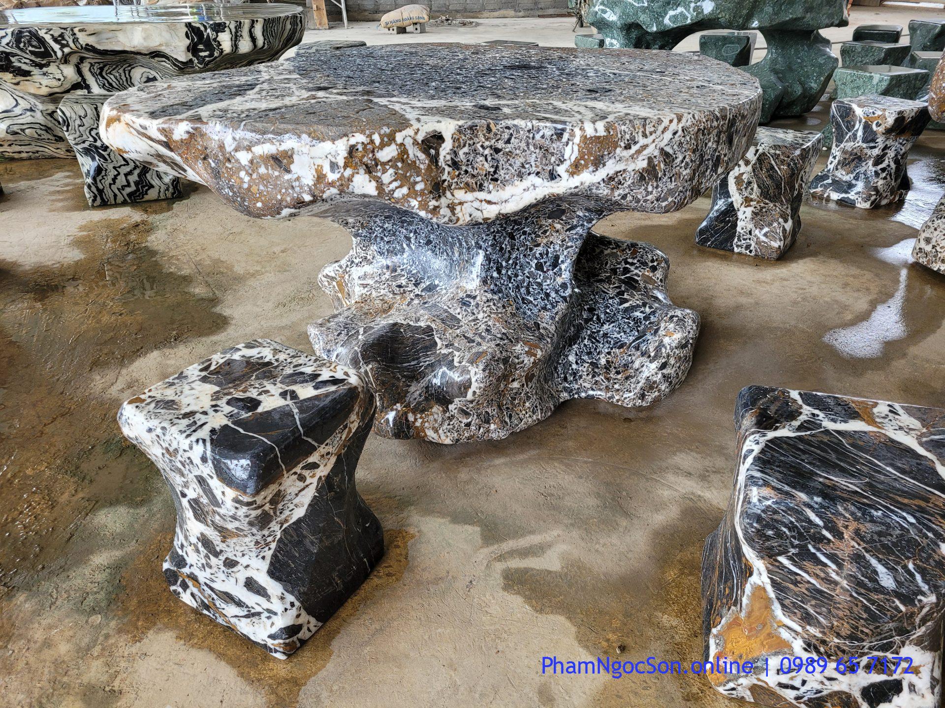bàn ghế đá tự nhiên hoa trắng