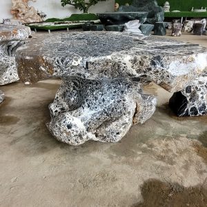 bàn ghế đá tự nhiên hoa trắng
