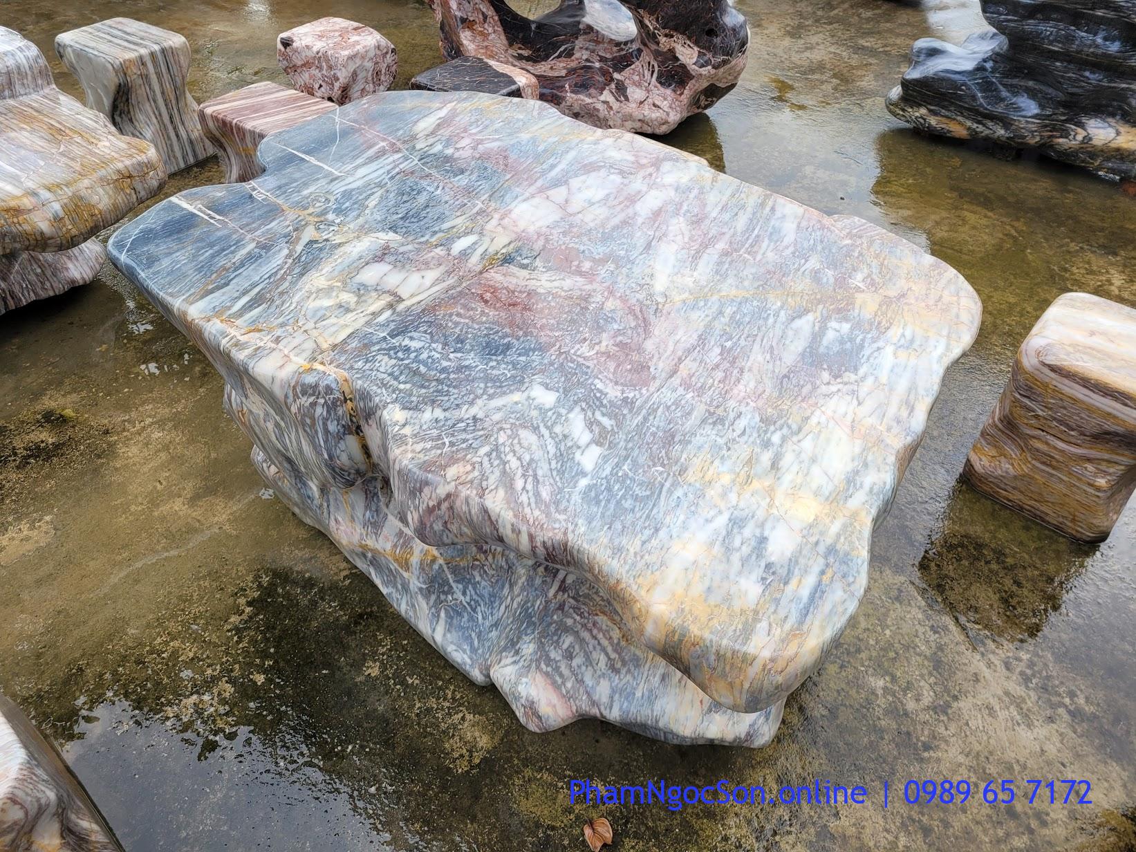 Bàn ghế đá tự nhiên thổ cẩm
