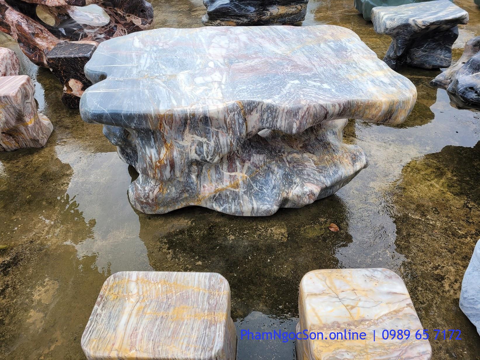Bàn ghế đá tự nhiên thổ cẩm