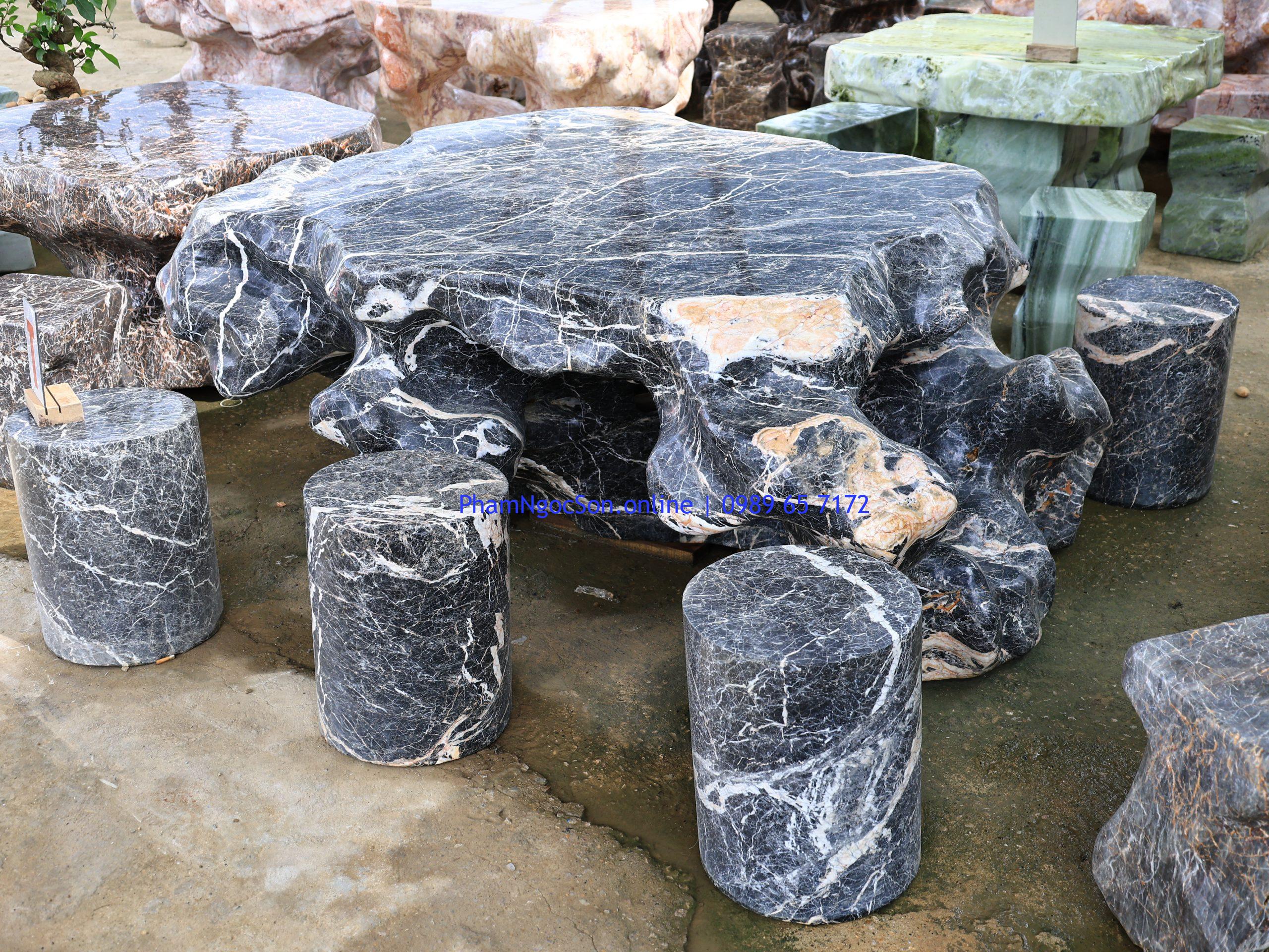 bàn đá tự nhiên nguyên khối